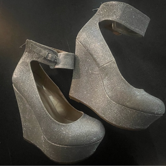 Dream pairs women’s sparkling silver platforms - Picture 6 of 12